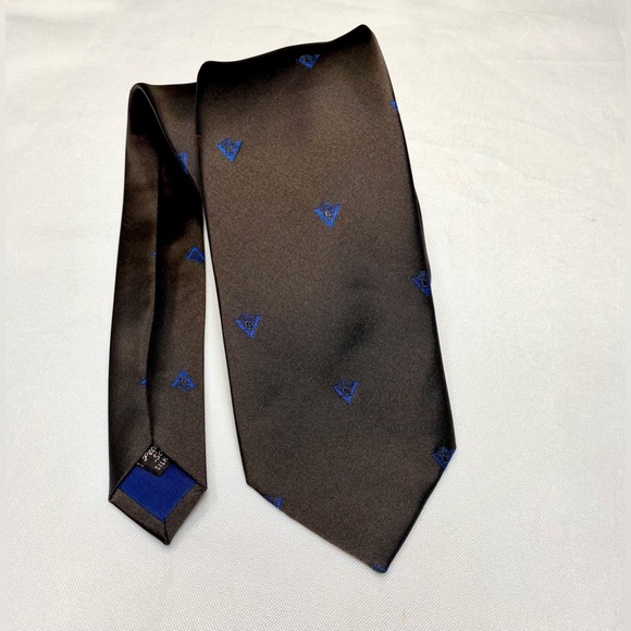 Brown Graphic Blue Cubes Tie Silk Blend from the President - Picture 3 of 9
